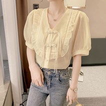 비비에모 U넥 주름 셔링카라 리본 포인트 반팔 블라우스 01188