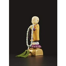 에스월드 ​​우리 집의 아빠(袈裟タイプ) 히가시혼간지 본체부:약 8.5 × 8.5 × 20.5 cm 토대부:약 8 × 10 × 4 cm