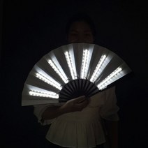 목 선풍기 넥밴드 캠핑 목에거는 에어컨 무선 휴대용 1pc led 빛나는 접는 팬 13inch 파티 다채로운 팬 웨딩 핸드 팬 나이트 클럽 댄스 글로우 인 다크 이브닝 액세서리, 하얀