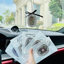 4 pcs 원래 냄새 4diptyques 자동 향기 향수 여성 자동차 공기 청정기 지속 향수 매달려 자동차 향수 액세서리, 장미 물