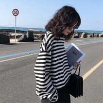 진한 스트라이프 루즈핏 죄수복 긴팔티 부모님커플룩