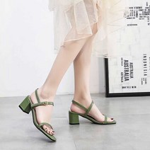 하늘하늘 시원한 봄 여름 발편한 여름 여성 샌들 스트랩 끈샌들 직장인 패션 /20304378EA