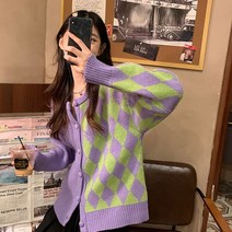 안나리야 루즈핏 라운드 배색 체크 패턴 반반 니트 가디건 SY