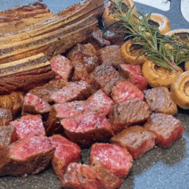 고기만세 우대 꽃갈비 미국산 최상급 사용(초이스~프라임) 600g~1.1kg, 반 커팅 우대 꽃갈비, 600g~700g