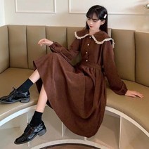 코듀로이 롱 원피스 여성 기모 겨울 골덴 드레스 봄 가을 2021 인형 칼라 퍼프 슬리브 버튼 솔리드 컬러 드레스 느슨한 캐주얼 허리 얇은 드레스