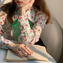 퐁순싸롱 꽃무늬 딸기 프린트 체크 쉬폰 셔츠 블라우스 SH