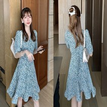 단아한 플라워 V넥 퍼프 소매 쉬폰 반팔 미디 원피스 오피스 하객 결혼식 피로연 룩 잔잔한 잔꽃 꽃무늬 휴양지 호캉스 바캉스 여행 비치 화사한 프린트 로맨틱 스윗한 플레어 스커트