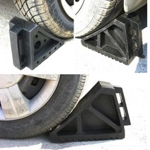 트럭 화물차 밀림방지 바퀴고임 차량버팀목 화물차고임목 고임목, 중형/3kg