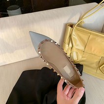 락스터드 스트랩구두 미들굽 스트랩뮬 락스터드슬리퍼 발랜티노뮬 글래디에이터 블로퍼 슬리퍼 뮬 락스터드통굽뮬
