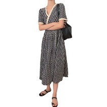 데이홀릭 꽃자수 랩 A라인 롱원피스