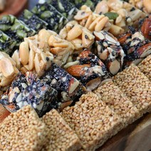 옛날 과자 수제 씨앗강정 / 참깨 검정깨 들깨 호박씨 해바라기씨 땅콩 아몬드 / 이수한과 수제 강정 생산지직송, 5) 해바라기씨 300g, 300g, 1개