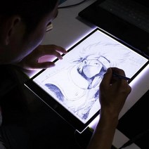 웹툰태블릿 그림 그리는 판 펜 태블릿 필기용 웹툰 그리기패드 전자 3단계 밝기조명 A4사이즈 그림카피 LED조명 드로잉태블릿