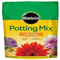 Miracle-Gro Potting Mix 8 qt., 1