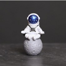 레진 우주 비행사 피규어 동상 우주인 조각 교육용 장난감 데스크탑 홈 장식 모델 어린이 선물, [02] C
