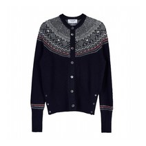 [톰브라운] [라벨루쏘] 크루넥 메리노 가디건 FKC459A Y1007 415