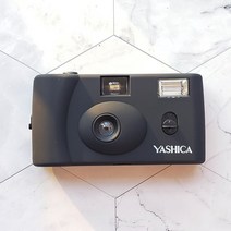 Yashica MF-1 레트로 필름 수동 플래시 카메라, 검정