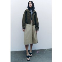 독일 자라 ZARA 포켓이 있는 크롭 봄버 재킷 103876