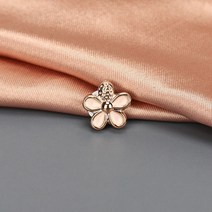 블라우스 셔츠 오픈방지 자석 옷핀 매너 브로치 뱃지 브로찌 배찌 S.5잎화이트