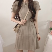 [랜덤플레이] 라운드 반팔 니트 A라인 원피스