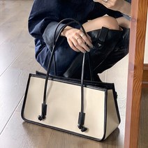 연이랜드 스퀘어 패브릭 바게트백 숄더백
