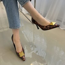 에나멜 발등 골드 장식 여성 펌프스 구두 하이힐 9cm