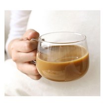 넓고 둥근 예쁜 카페 투명 유리 커피잔 집 중역실 탕비실 꽃차 아메리카노