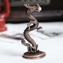 용 동 장식소품