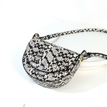 뱀피 무늬 반달 숄더 메신져 백 원 체인 미니 가방