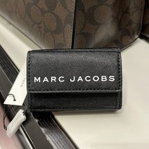 [미국해외직구] 빠른배송 마크제이콥스 Marc Jacobs 여성 데일리 미니 트리폴드 Trifold 레더 Wallet 월렛 3단 M0015057호환