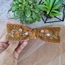 수입원단 스웨이드 브라운 자수 왕리본헤어핀 대핀