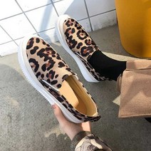 여성 호피무늬 레오파드 통굽 굽있는 슬립온 운동화