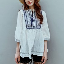 에스닉 자수 태슬 블라우스 T2077