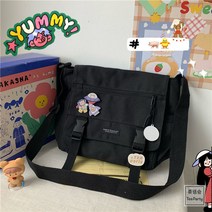 일본 하라주쿠 패션 매치 남녀 중립 블랙 기능 가방 한국어 복고풍 대용량 Workwear 메신저 가방