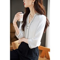 XWI2023 봄계절 오피스 이지 고퀄리티 배기 브이넥 여성 칠부 소매 셔츠