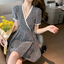 비앤에이치 스타일브이넥 기하학 랩 원피스 56