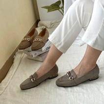 발볼넓은로퍼 체인 스웨이드 세무 로퍼