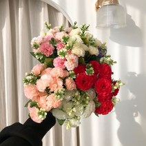 카네이션 조화꽃 - 미니 인테리어 꽃다발 이케아 꽃꽂이재료 실크플라워 부케 어버이날, 화이트