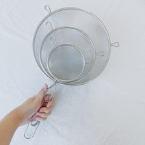 [안젤라스] 스텐 손잡이채망 밀가루체 건지기 뜰채 소중대 3size (베이킹 제과제빵 베이커리), 중 (지름 18cm)
