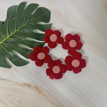 겨울꽃핀 빨간벨벳핀 헤어핀 유아 여아 어린이 초등학생 예쁜 머리핀 헤어핀