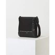 22FW [CHESTER] 블랙 나일론 혼방 체크라인 크로스백 HJBA2F061BK