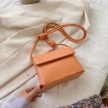 리빙케어 크로스숄더백 여름파우치 트렌드 심플 여성가방 스윗 미니 스퀘어백
