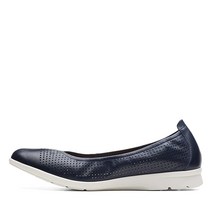 Clarks 여성용 Airabell 미드 발레 플랫 블랙 가죽 12202551, 6 Wide, Navy Leather, Navy Leather
