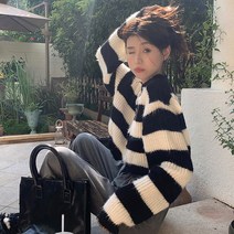 신지연 V넥 소매 반폴라 숄더 연보라 술도녀 한선화 신도시룩 이나딘 코디 옷 날개사 크롭 가디건 볼레로 니트