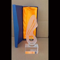 모던 큐티 트로피