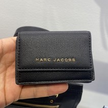 [해외]미국해외직구 빠른배송 마크제이콥스 Marc Jacobs 여성 데일리 미니 트리폴드 Trifold 레더 Wallet 월렛 3단 반지갑 카드지갑 M0016994호환