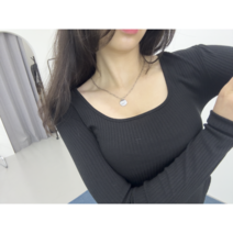 [이데알레] [4계절 고퀄리티] 스퀘어넥 골지 굴림 티 블랙