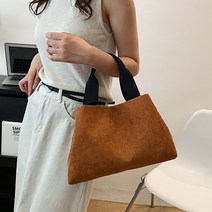 다으니 휘뚜루마뚜루 코듀로이 숄더백