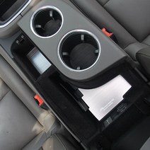 포르쉐 파나메라 17년이후 콘솔 바닥 포인트 몰딩 콘솔 플레이트 엠블럼, 실버