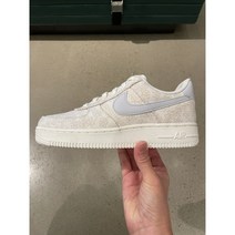 나이키 에어포스1 07 SE 우먼스 스니커즈 DR6402-900