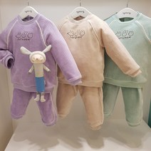 아가방 22 겨울 베이비페어! 보들보들 골지 벨로아 맨투맨 상하세트! 컬러가 찐찐 터치감도 넘넘 좋아 겨울 상하복! 외출복 놀이복 어떻게 입든 다 좋아좋아 보들 상하복